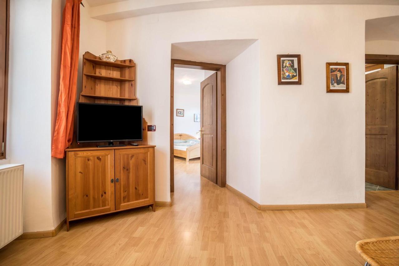 Residence Lena App 3 With Balcony Tenno Ngoại thất bức ảnh